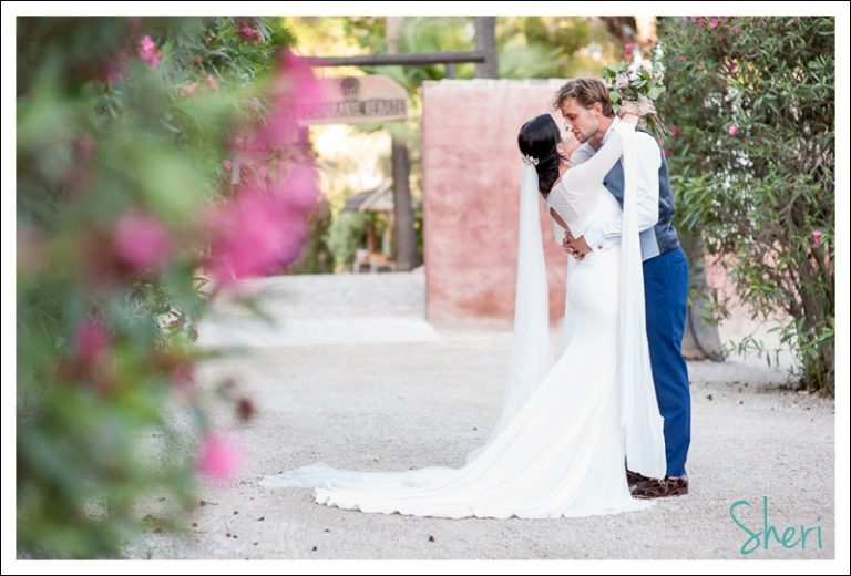 Alicia and Jake – Finca Rebate wedding packages